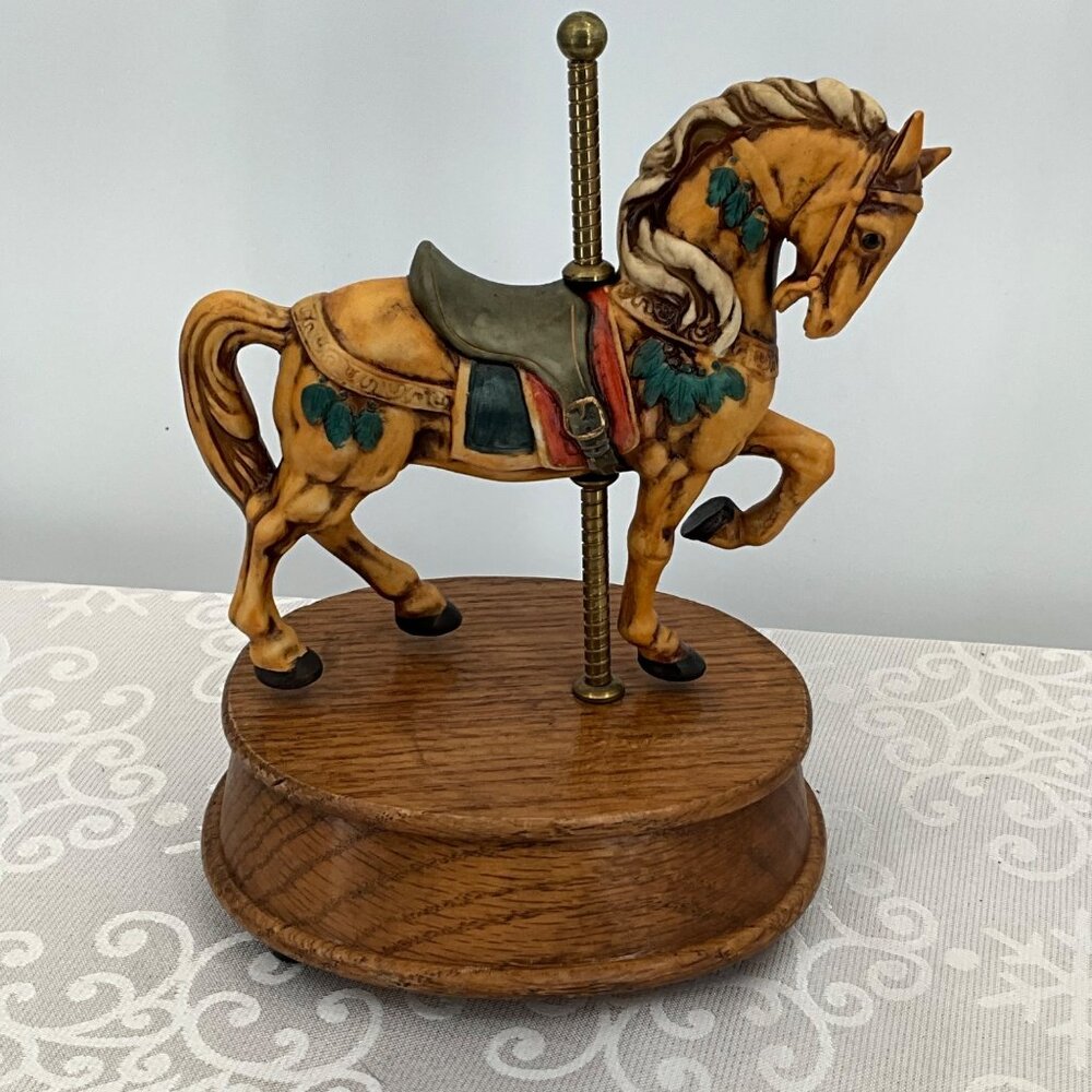 Vintage Wooden Carousel Horse Music Box Plays‎ "Carousel Waltz"